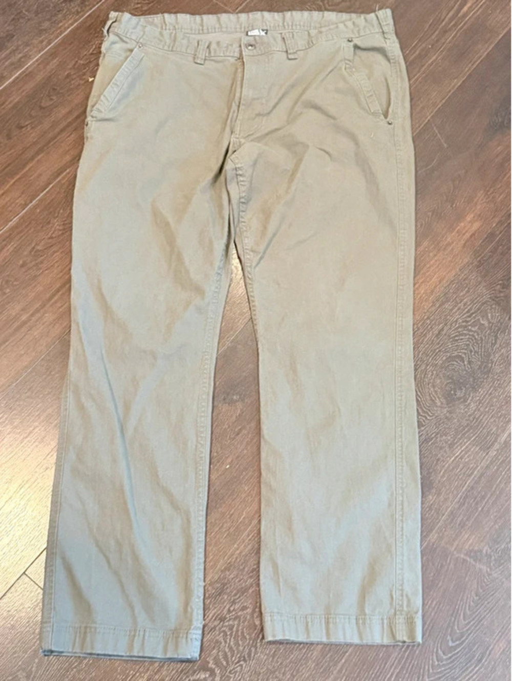 Eddie Bauer Men’s Pants Size 40x32 Olive Green Straight Leg 1568